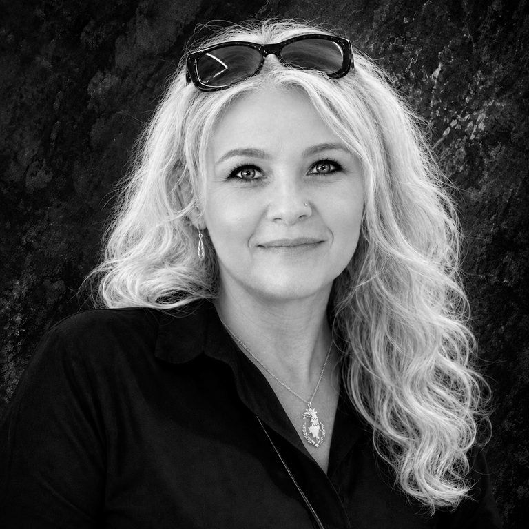 Iwona Sarnicka, SARIWO STUDIO